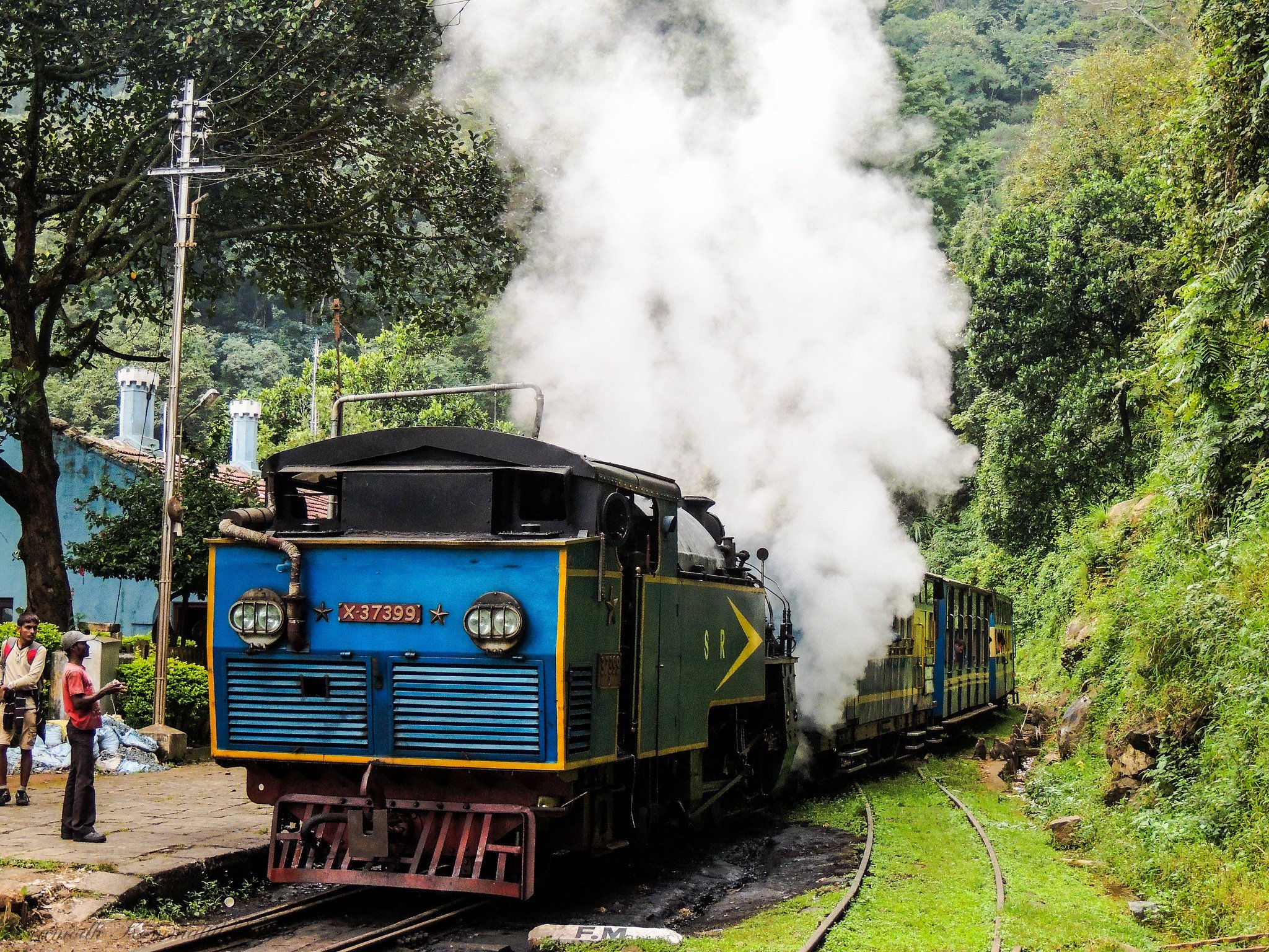 View image on Twitter