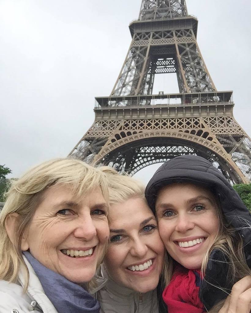 Staal-baken van liefde saam met my ❤️ se gunstelinge. 
#toureiffel #Frankrykinmyhart #spro… ift.tt/1VuRQh0