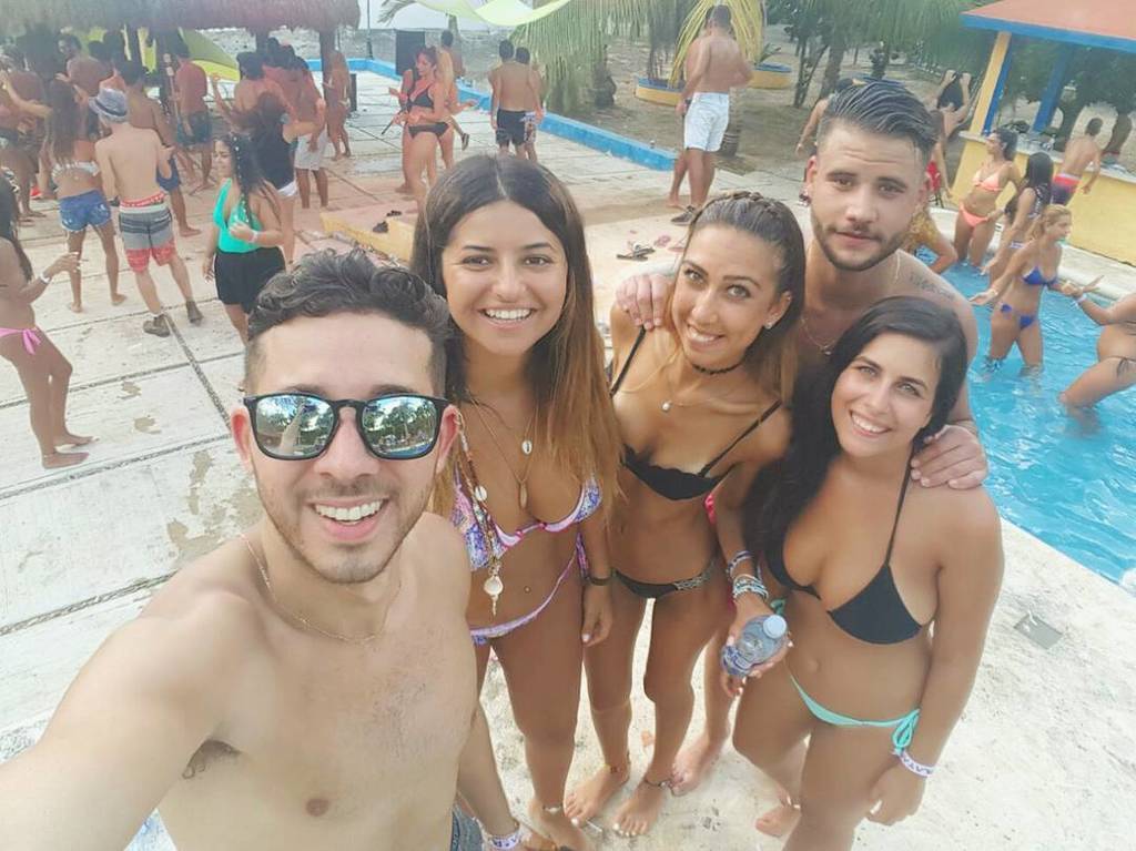 Mi amore's😍❤ by @stavsudri1 - ift.tt/1TWA5Vv