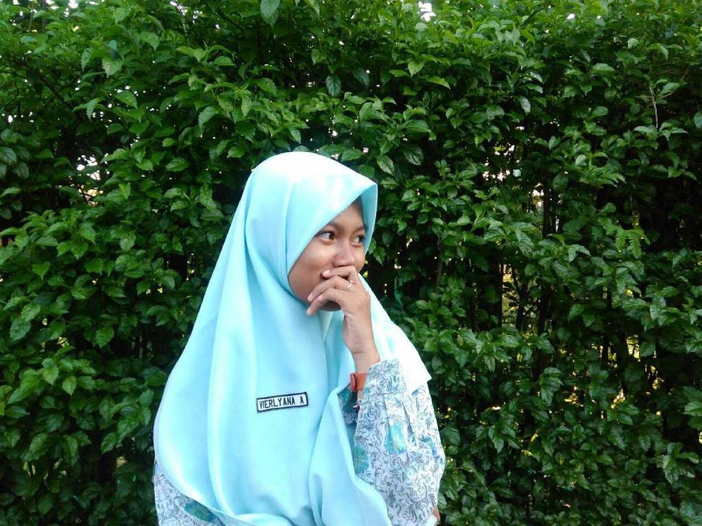 ku berlari dan terjatuh( disini )
Ku mencari dan tak ada( dirimu )
Aku sendiri dan aku ber… ift.tt/1XeIRT7