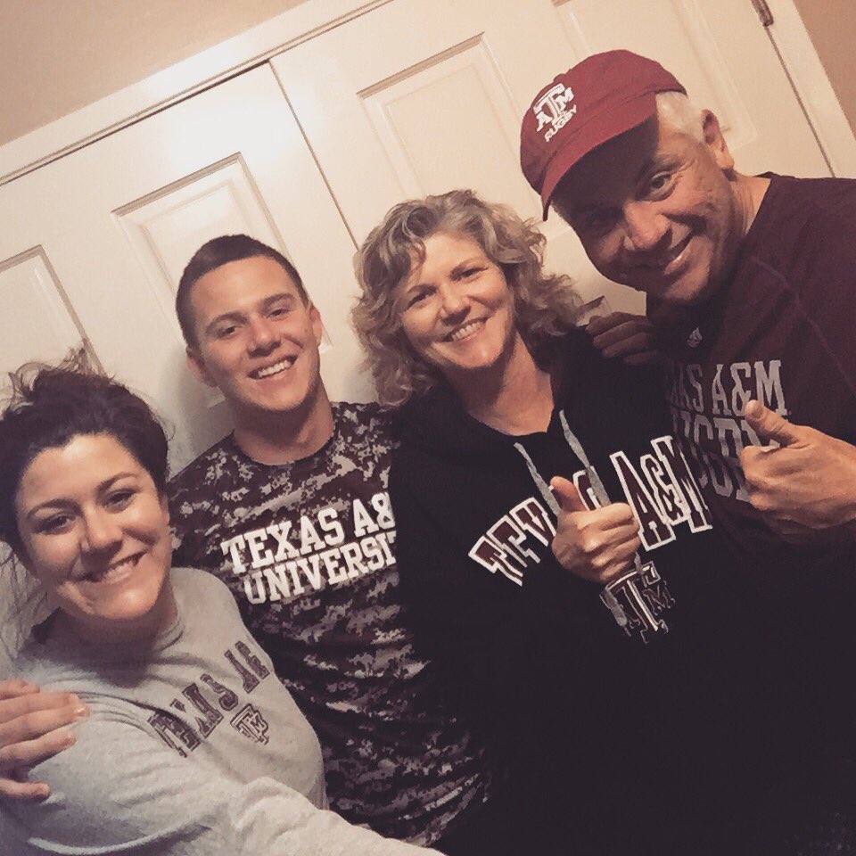 dhsdecisions16's tweet photo. Isaac Weiman is going to Texas A&amp;M on a rugby scholarship and will major in energy and minor in History. https://t.co/3UjZGteeQa