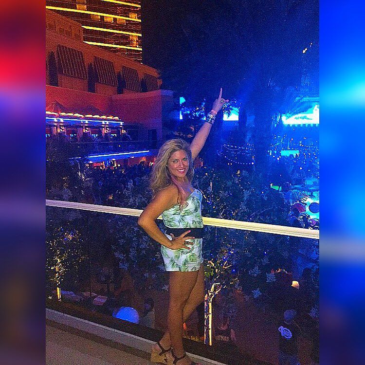 May you were good to me💙✌🏻️💛
Birthday Night🎉🎊🎉