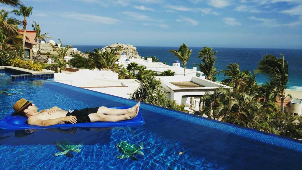 ThingsToDoCabo's tweet image. #WhatToDoInCabo - Cabo San Lucas bay -