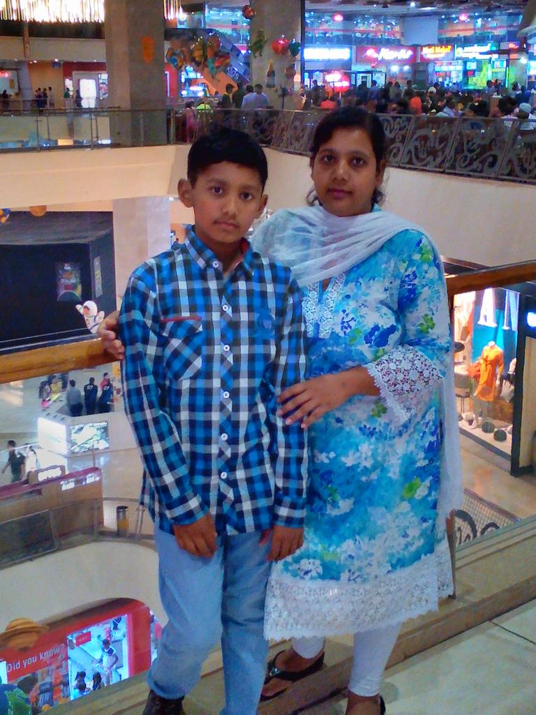 rajeevkshitij's tweet photo. @Jungle_Magic #VacationMagic My wife & my son new Pic. @ameeta3 @shah_himanshu @shrutikajain @Nive1109 https://t.co/lI5y5nI7Ub