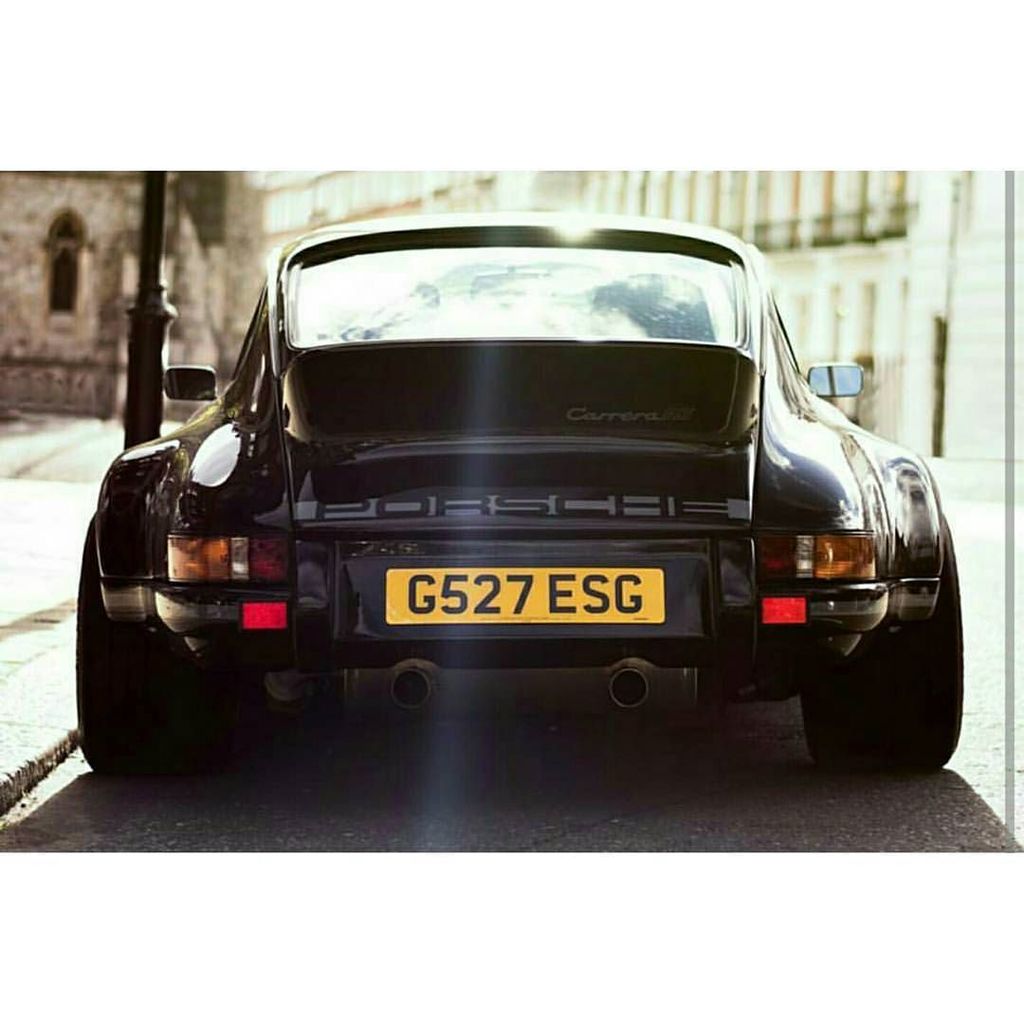 Porsche Art Daily #birthdayweek #flashback - posting our favourite images over the last two years. London beef | C…