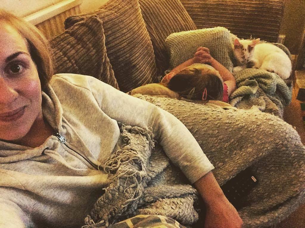 #snuggles #mummy #buddy #blankets #cheesyfilms #goodtimes