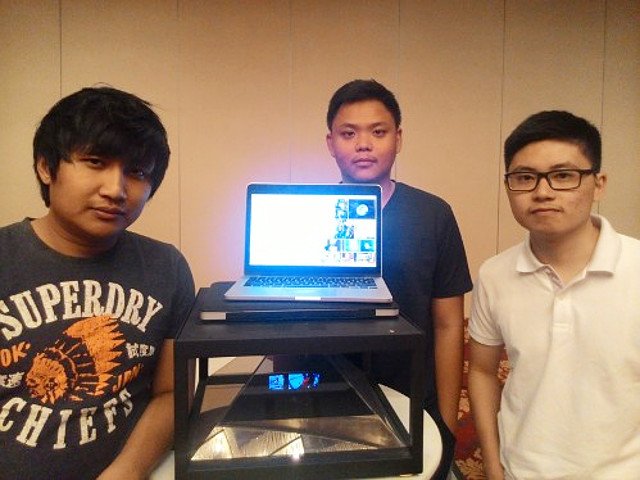 Berikut wawancara <a href="/MajalahSWA/">MajalahSWA</a> saat bertemu #Hologram Indonesia di event Startup Spica Runway swa.co.id/youngsterinc/s…