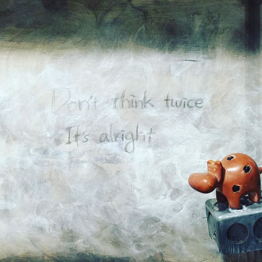 Mankool_Quito's tweet photo. Está bien / It's alright | #Motivation #Tuesday #Coffee #Fun #Laugh #Hippo #Overthinking #Chill #Night #DomiNoMeCop… https://t.co/RZJCBvTyrH
