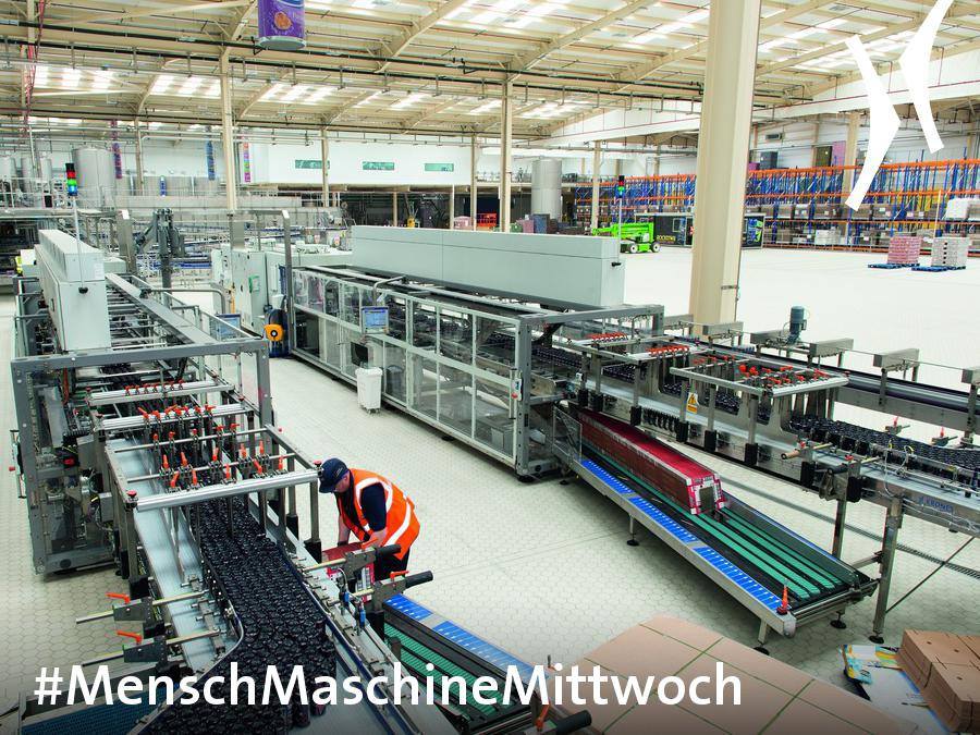 KronesAG's tweet photo. Heute haben wir etwas ganz Besonderes: Den Allround-Packer #VariopacPro π¦
#MenschMaschineMittwoch #GermanBlingBling https://t.co/4YqHgS0Aqa