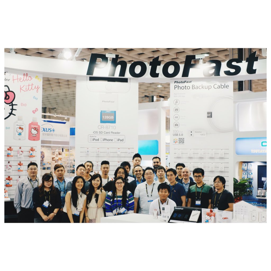 PhotoFastES's tweet photo. @PhotoFastGlobal at @computex_taipei #tech #electronics #Computex2016 https://t.co/UMXuJuQO2I