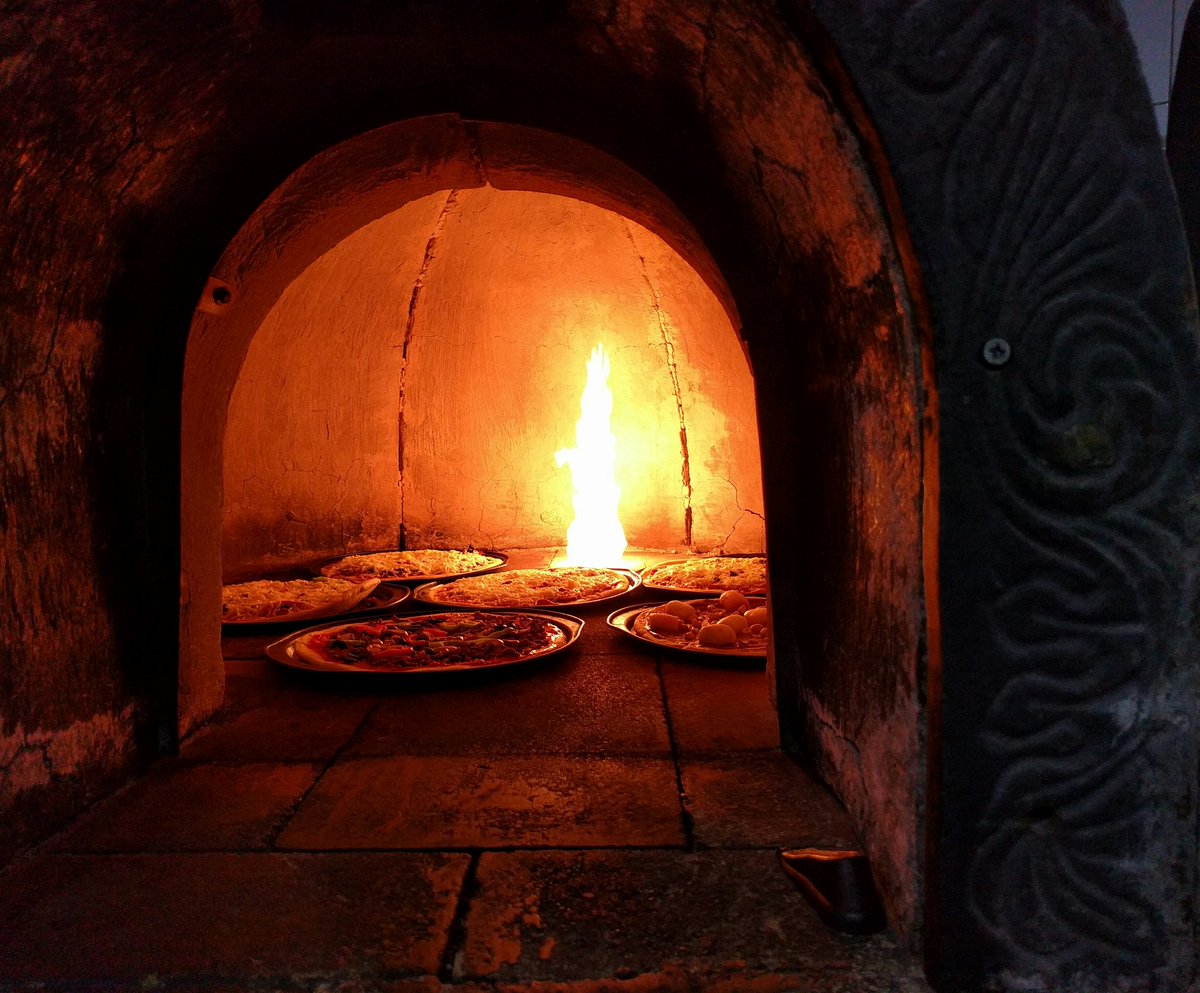 Happy Anniversary Stone Oven Pizza. 
You're an inspiration for small start-ups. 💪👏👏 <a href="/stoneovenmv/">stoneoven.mv</a>