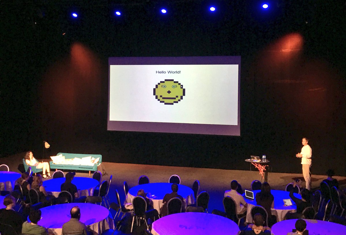 auchenberg's tweet image. Ohh a flash back to the good old ACID2 tests. Microsoft got it right in IE8. Feeling old now. #cssconfno