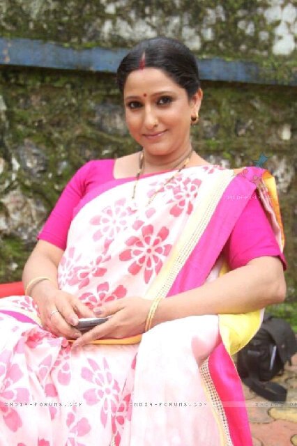 Rina_septemberi's tweet photo. @Maleekarghai beautiful mom https://t.co/IiMPBFhPPB