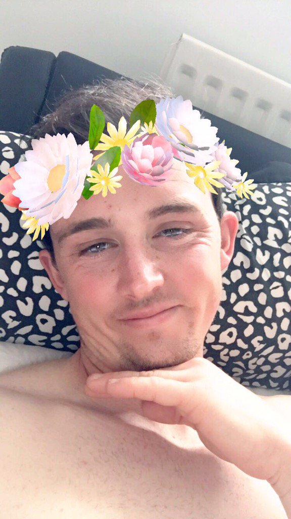 HanzOn23's tweet photo. What a pretty boyfriend I have 💁🏼 https://t.co/ht01iCXHko
