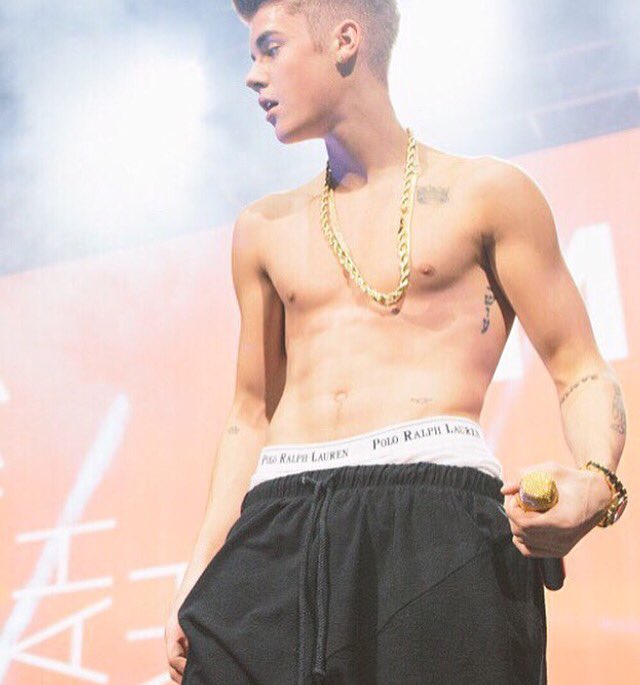 MrsBiebervine's tweet photo. https://t.co/aZRTMioq47