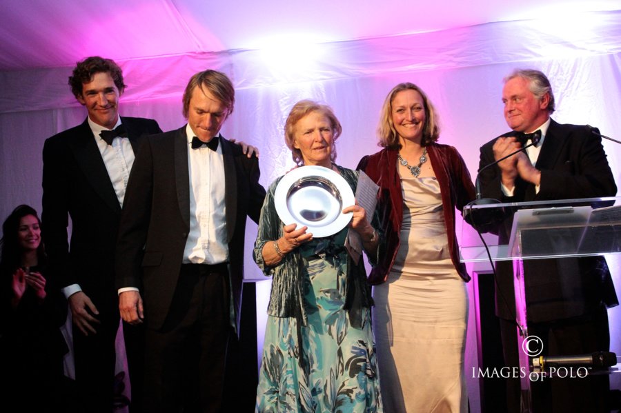 Pololine's tweet photo. Picture of the day: @hpapolo Lifetime Achievement Award Claire Tomlinson @ThePoloAwards by @ImagesofPolo https://t.co/9xp2GWGVts