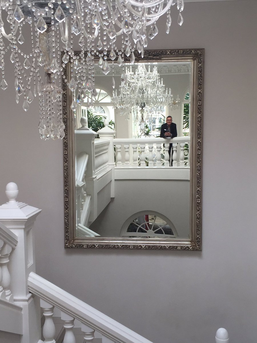 randyfenoli's tweet photo. One of the MOST EXQUISITE Hotels I've EVER stayed at!  Only 5 guest rooms! @The_Munro_Hotel @MunroHotel https://t.co/DEkSgsauvB