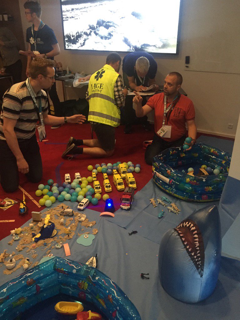 StarSkaterDk's tweet photo. #ems2016 @EyedoctorReshma #simulationunplugged https://t.co/Rp8rmTg50h