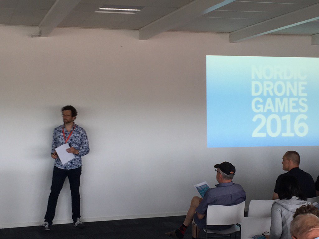 TinoTonnesen's tweet photo. @hrlarsen_dk åbner Nordic drone games med stil! #canyoudroneit https://t.co/3hIYqBDz4G