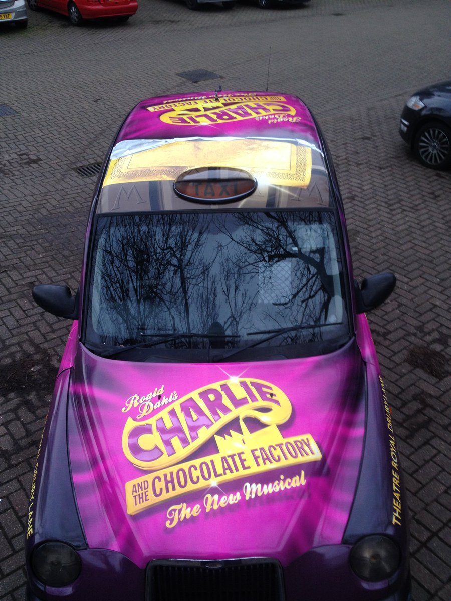 MMPTaxiAds's tweet photo. #WillieWonka #Charlie #ChocolateFactory #GoldenTicket #FullLivery https://t.co/4nMksaQYkf