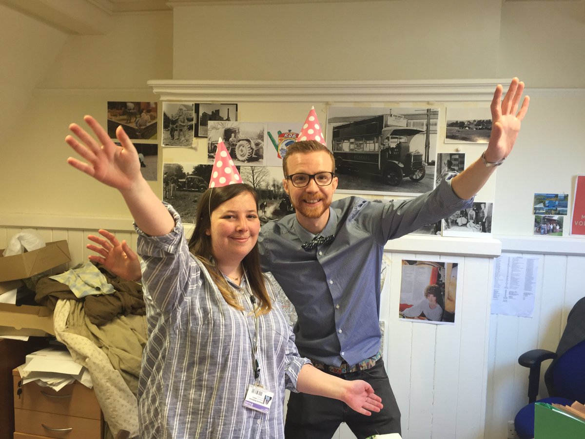 UniRdg_MusVols's tweet photo. Volunteer Coordinators Rob & Rhiannon are getting into the #volunteersweek party spirit! #HappyInOurWork https://t.co/aGy9nCR2W2