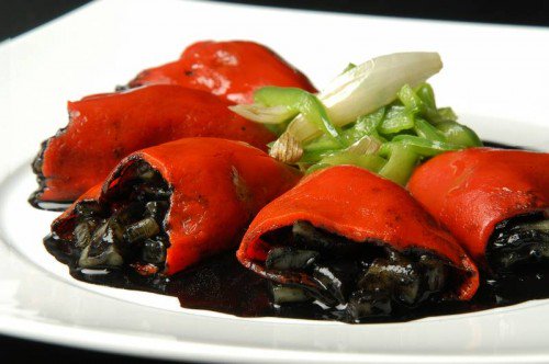 HacerRecetas's tweet photo. *Pimientos del Piquillo rellenos de Calamares.*
https://t.co/zkjPRO5lGz https://t.co/XaaQLHMpEB