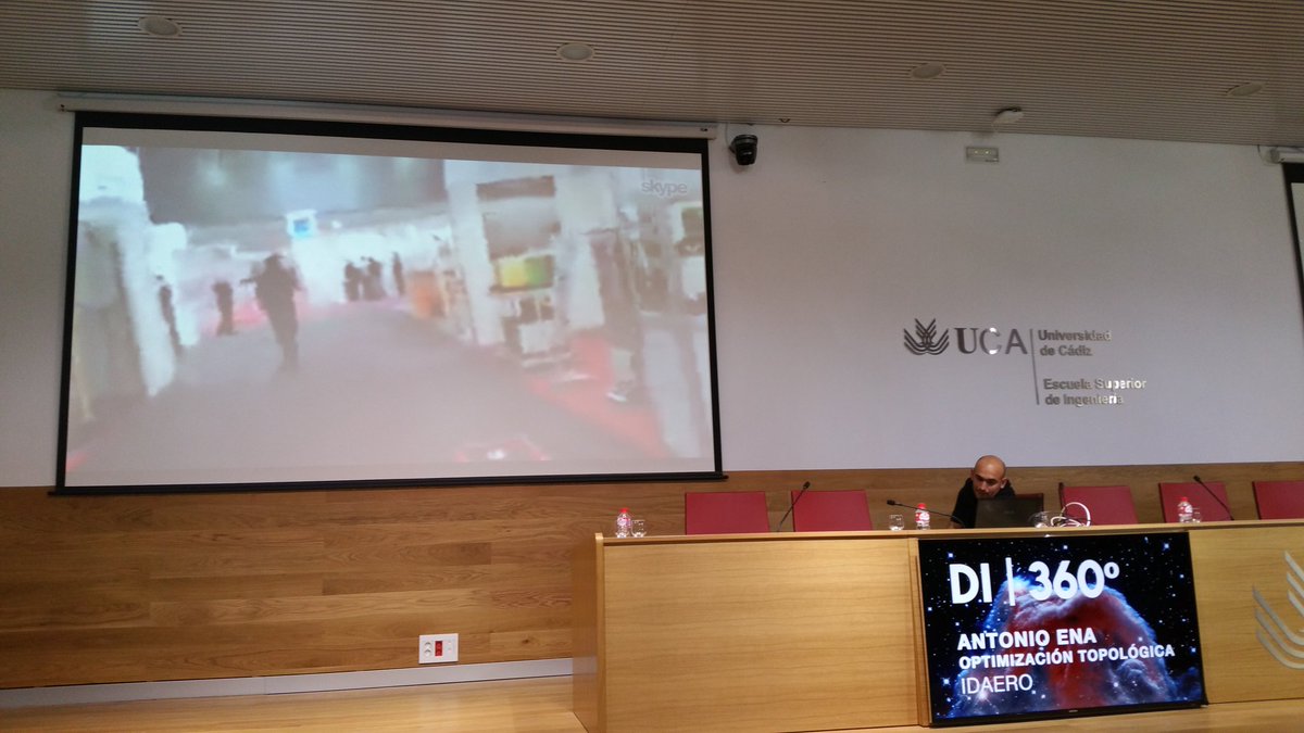 juan_ant_molina's tweet photo. #DI360 en directo con @IdaeroSL conociendo las novedades d #fabricacion aditiva en la @BEC_BIEMH  para #diseñadores https://t.co/KiFRzj9DKg
