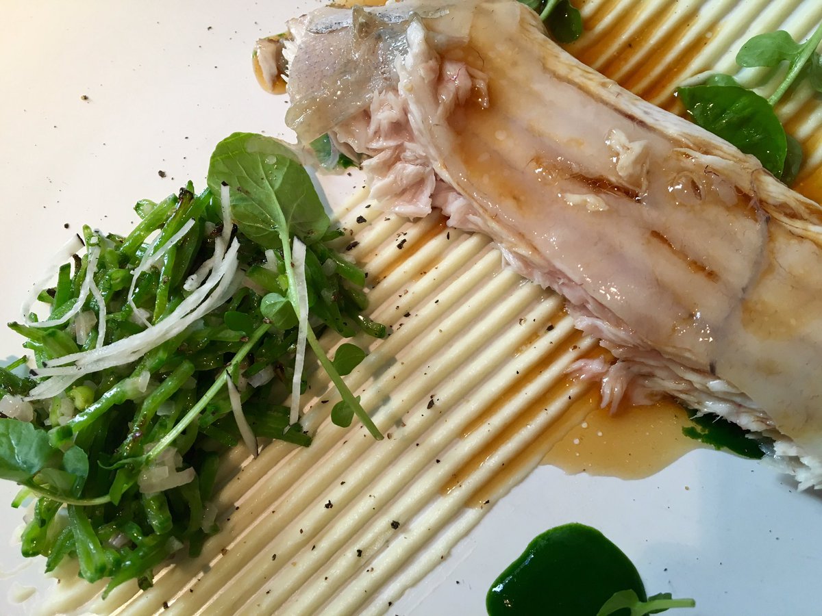 JCCapel's tweet photo. #MicroCriticCapel #LaBienAparecida Llegada de @_JMdeDios está transformando su conocida cocina clásica En alza P7,5 https://t.co/g8rao59ba5