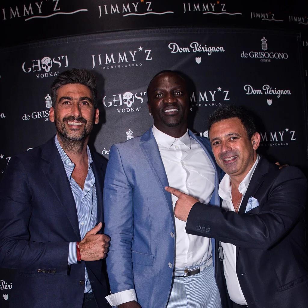 IbrahimaCisseSN's tweet photo. GHOST VODKA:@VodkaGhost @JimmyMC @Akon What a weekend!!!Done style #f1 #MonacoGP2016 #MonacoGP #domperignon https://t.co/qzmrPlBdEN