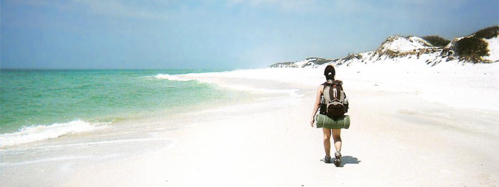 meltyDiscovery's tweet photo. En solo, entre amis ou luxueux, ces #voyages à faire au moins une fois dans sa vie => https://t.co/bFM222BHmX https://t.co/0QSB43wY6k