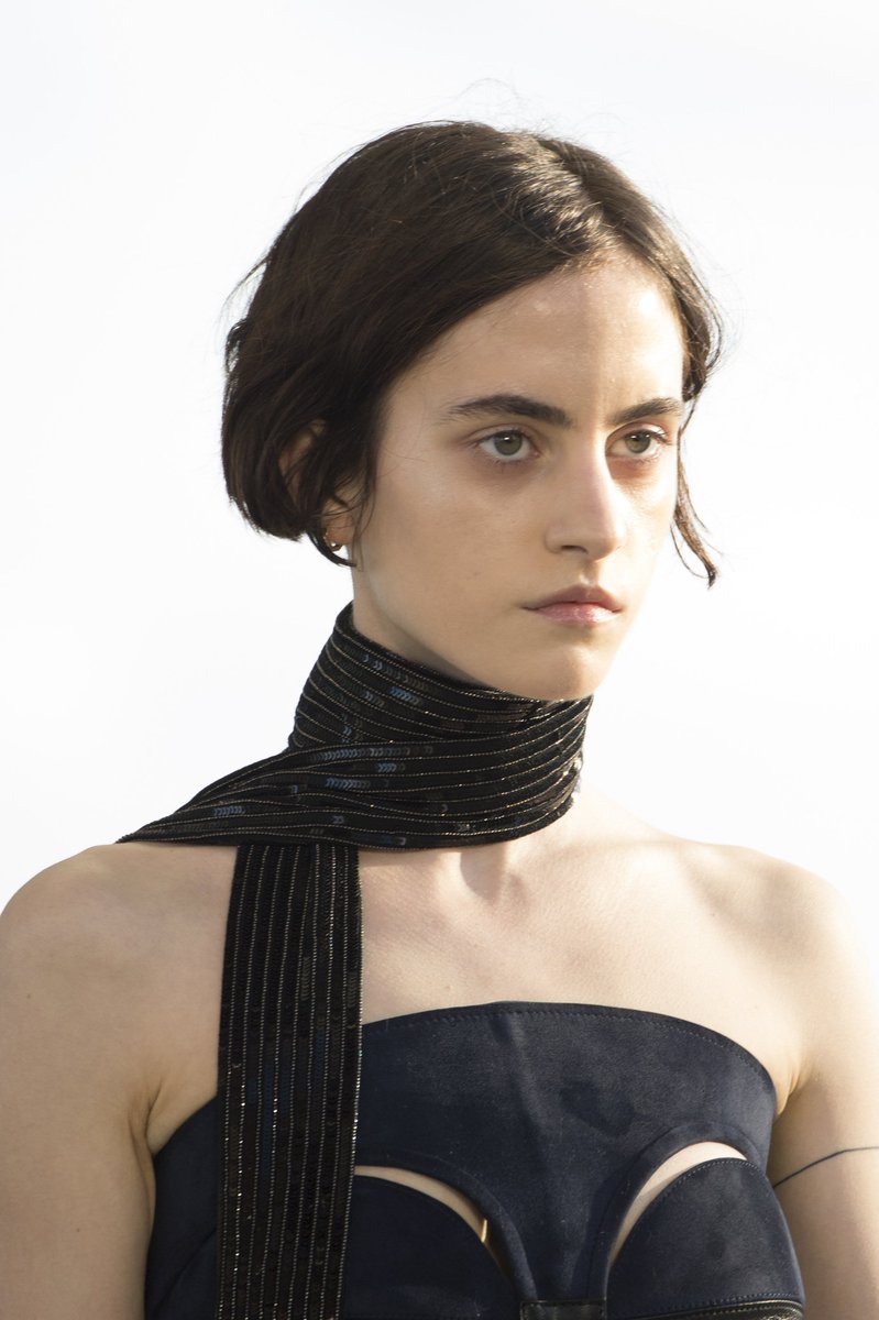 #chloenardin makes her debut walking exclusively for #louisvuitton #cuirse17 Show in Rio. #newface #vivamodel #proud