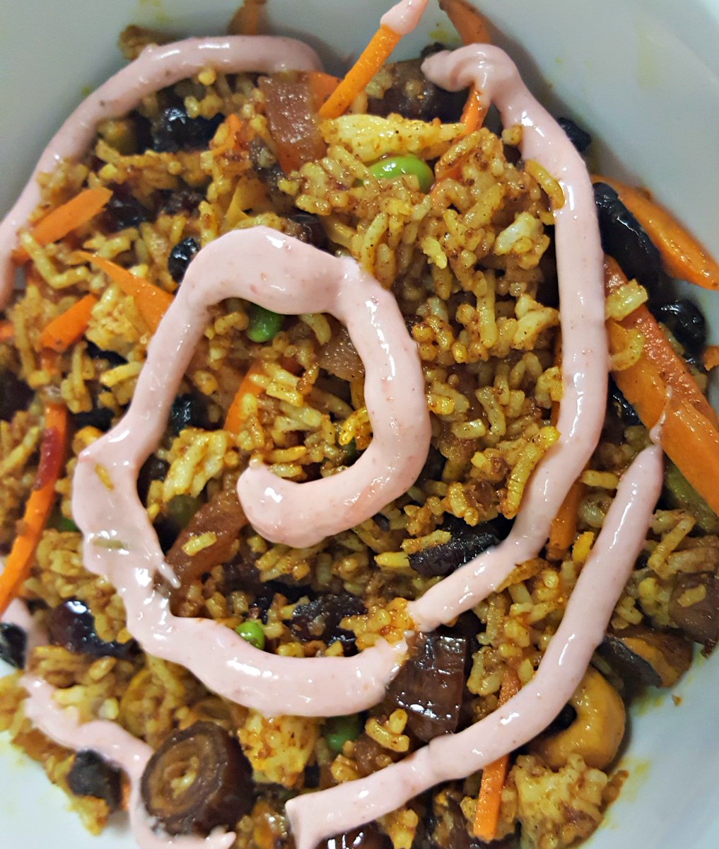 Zest280's tweet photo. Our Indian Rice - basmati rice with dried fruits, pistachios, cashews, carrots, sweet curry, paprika &amp; butter! https://t.co/AXAW0ST0os