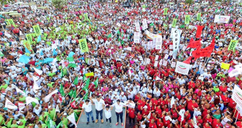 noemartineznov's tweet photo. Solidaridad ya eligió por quién votará este 5 de Junio! @MauricioGongora @filimartinezok @TeresitaFA @CarlosToledoM https://t.co/rP2TdMbbp9