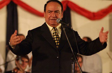 RadioSouriaLi's tweet image. صباح فخري دخل موسوعة غينتس لأطول فترة غناء على مسرح في #كراكاس
و ذكربموسوعة #Encarta كرمز الغناء #العربي
#طرب #سوريا