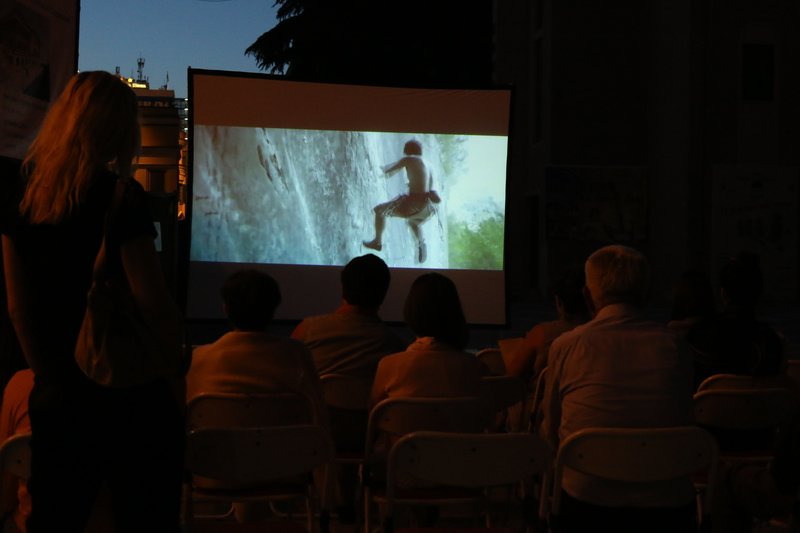 EFFAlb's tweet photo. @java_films @Enllamas_doc Great screening under the summer sky of #Tirana! https://t.co/GM94LLNann