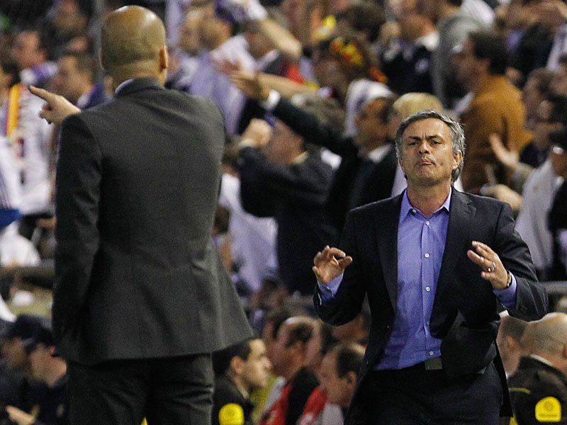 Mourinho: "Guardiola ile İspanya'da olduğu gibi polemik yaşarsak, ligi başka bir takım kazanabilir!"