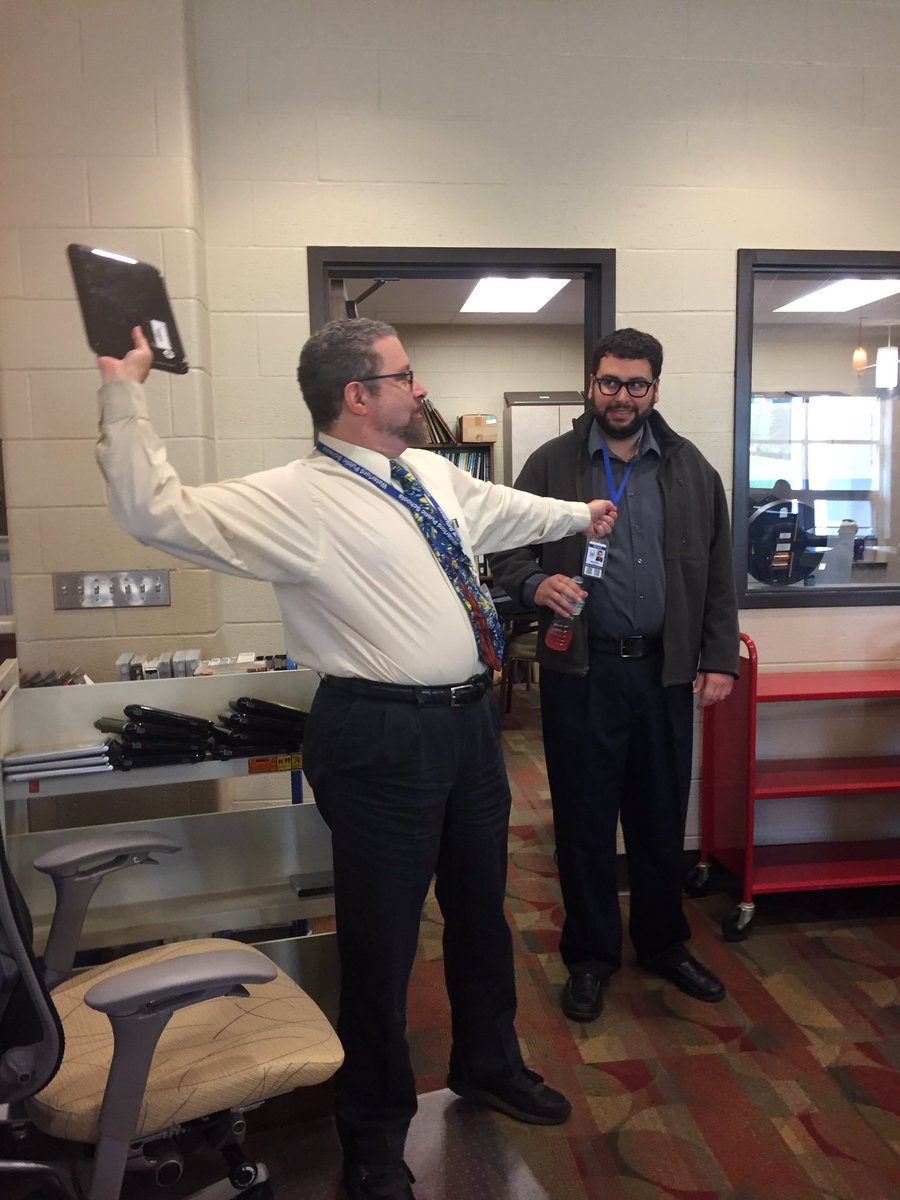 MrCadsTies's tweet photo. Mr. Cadorette is teaching Mr. Albane how to use the computers? I'm not sure if this is an effective teaching method https://t.co/33QEVO4Fod