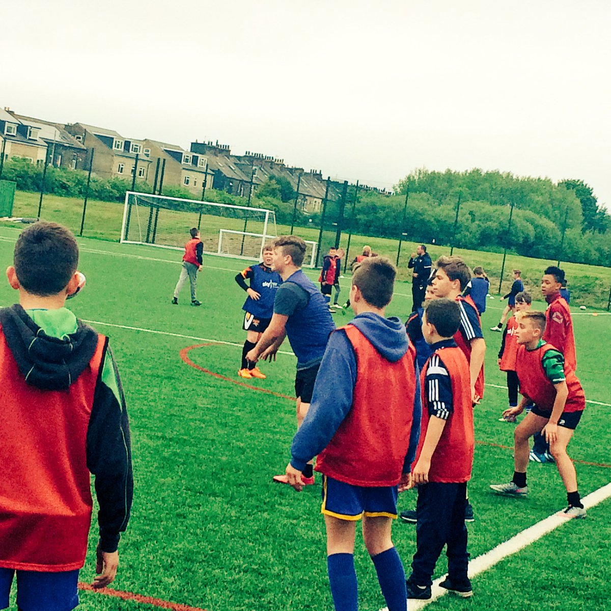 ETP_RL's tweet photo. Taking the #ReflectAndSetGoals into game skill of catch and pass! https://t.co/gFA5IZ6dDz