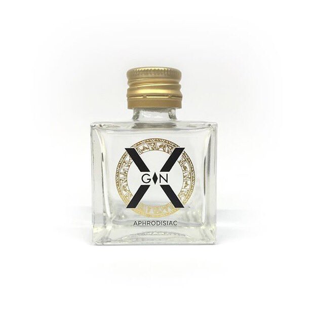 XGinOfficial's tweet photo. It's never too early in the week for X-Gin &amp; Tonic. You can always have a miniature... 😍 #xgin #gin #gintonic https://t.co/Hgbxes4nG0