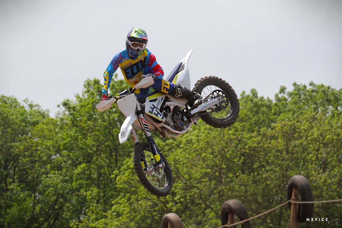 Heres our rider <a href="/DSTAR141/">Damon Strydom</a> on the new 2017 Husqvarna! #Motocross #ViceLife
