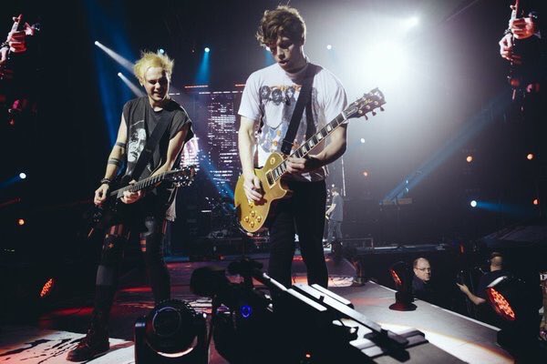 thingsaboutmuke's tweet image. slayers