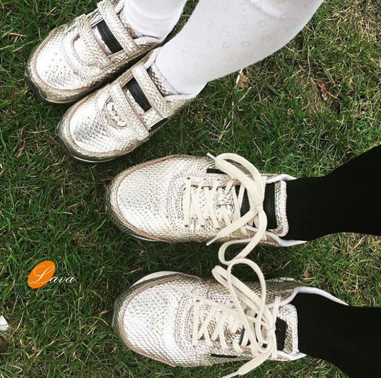 Er komen gave kinder sneakers deze kant op! #Woden #kids #jongens #meisjes #eenmalig #Lava #Bolsward zie facebook!