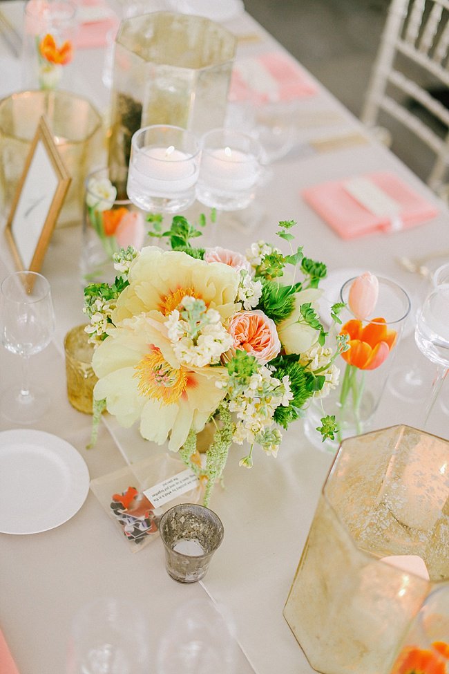 Tree peonies are taking the spotlight on this tablscape! See more #ontheblog! <a href="/branchstudio/">Whitney Randall</a> bit.ly/1O4SD6T