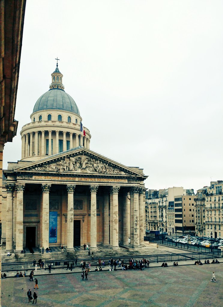 romy_tweete's tweet image. La  #FrenchEdTech c&apos;est aussi une vue sympathique au déjeuner.