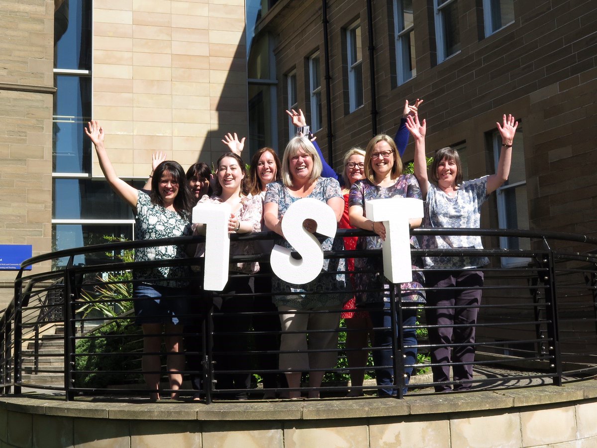 University of Dundee tweet media