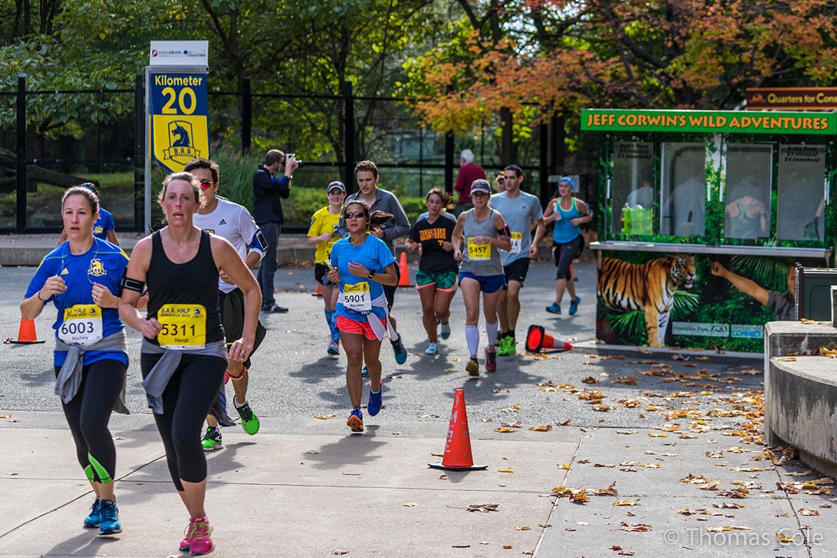 Another reason to celebrate #GlobalRunningDay? It may make you happy: bit.ly/1SdrVdL