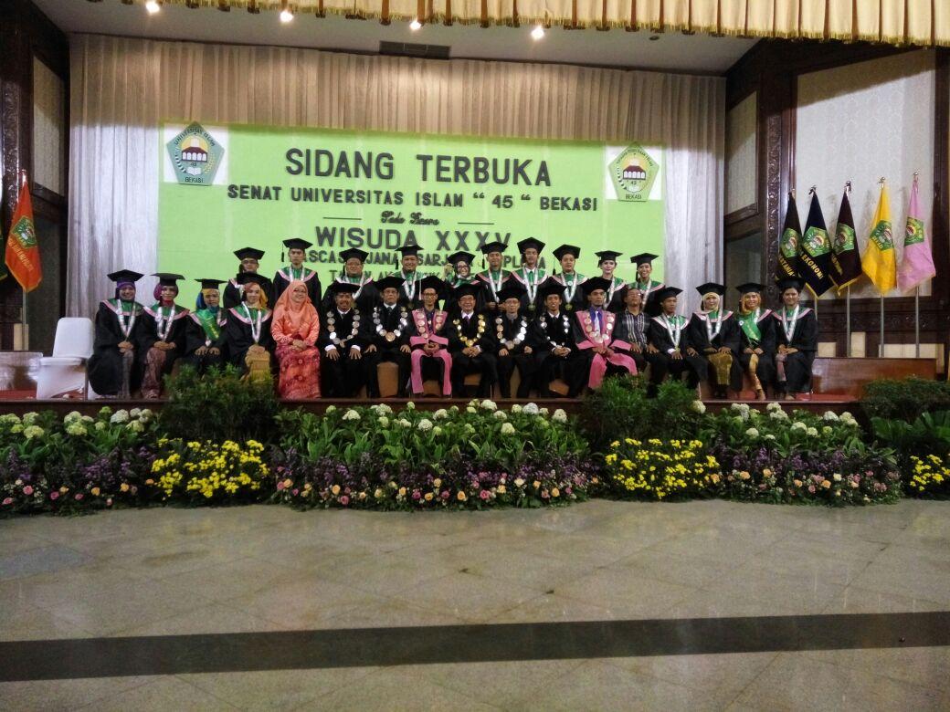 ilkom_unisma's tweet photo. Selamat dan sukses ya teman-teman semua......dah resmi jd alumni Ilmu Komunikasi Unisma Bekasi https://t.co/2q1Q8VDUCD