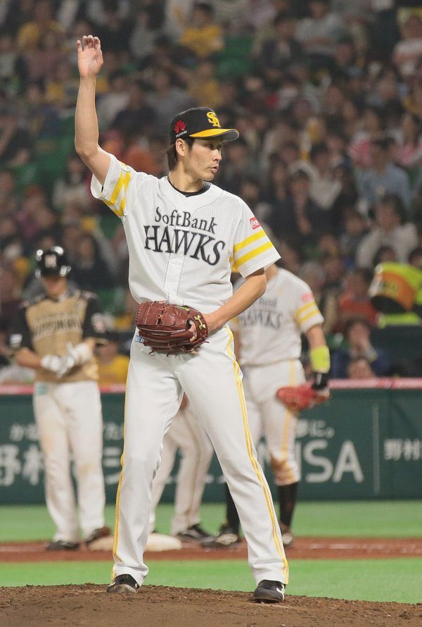 baseball_which's tweet photo. AS中間発表
パ・リーグ先発
大谷翔平:RT
武田翔太:FAV
#lovefighters #sbhawks https://t.co/1q0FHbgE74