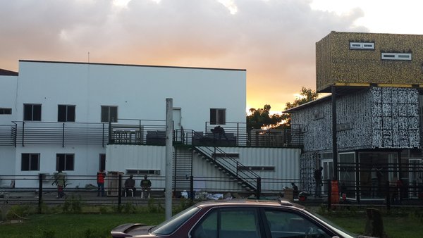 thefemifadeyi's tweet photo. Sunset here @VPlatformHub #ventureplatforms #innovation #techstartup
Hub Lunch inbound. https://t.co/rdMNieY1bN