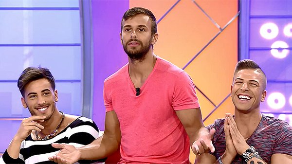 #TronoChicos: Cristian: "Me gustaría volver al trono" ¿A ti te gustaría?
RT: SI, se lo merece
MG: NO, gente nueva